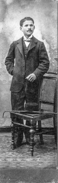 Portrait of Sam Strober with a handlebar mustasche taken circa 1890. (Collection of Arthur Einig)